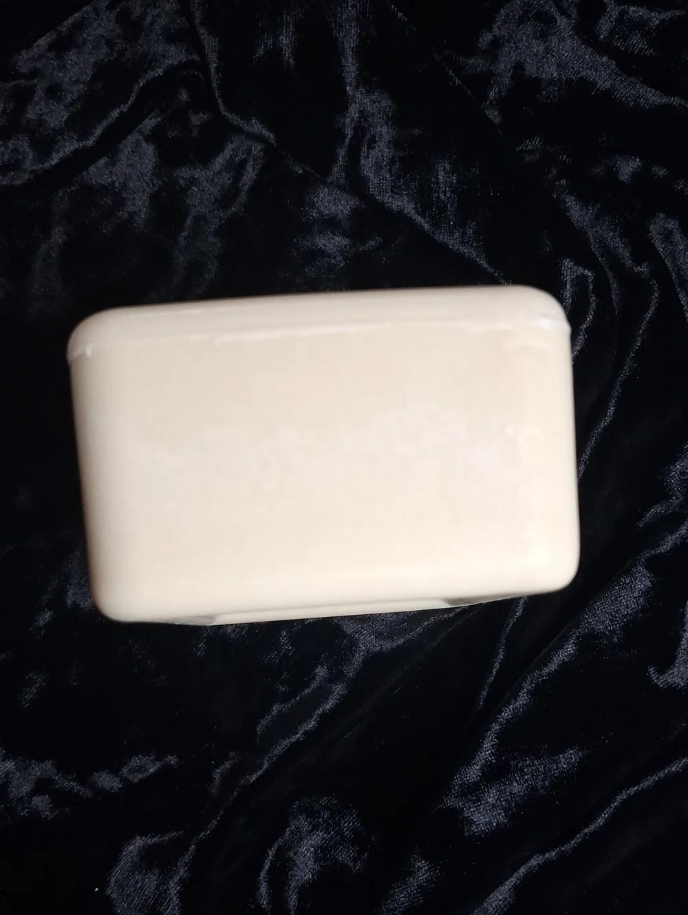 CST (Commonwealth) Honey Almond Scented Bath Soap 12oz Decorative Bar NWOT
